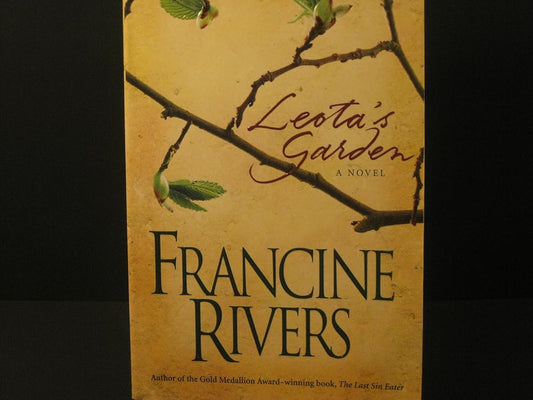 Leota's Garden Used Book at Skull & Books VR Cocoa Beach